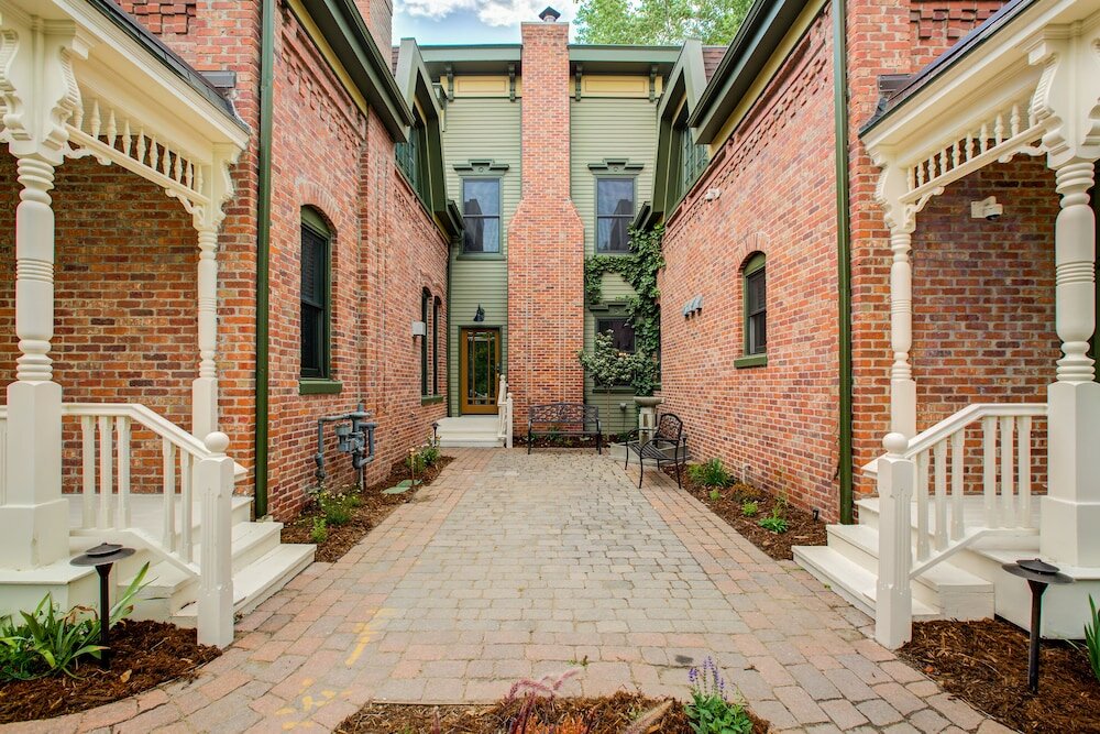 Фото The Curtis Park Club