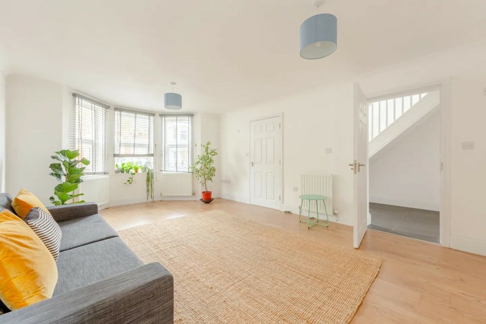 Фото Bright & Spacious 5bd House - Peckham