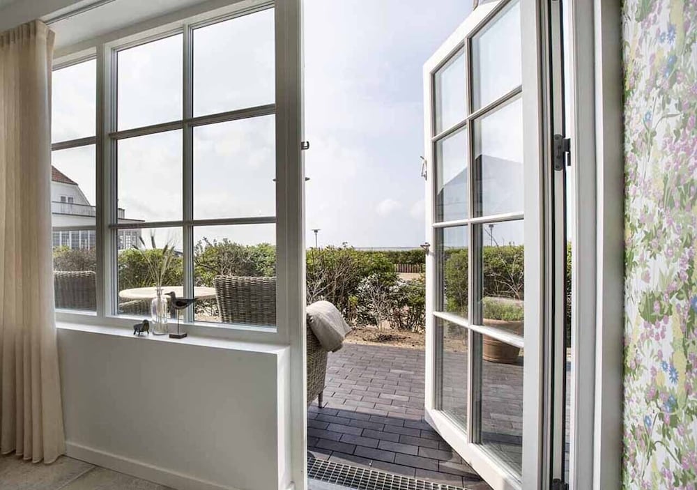 Фото Hjerting Badehotel - Esbjerg