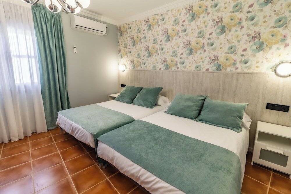 Фото Hostal el Bomba