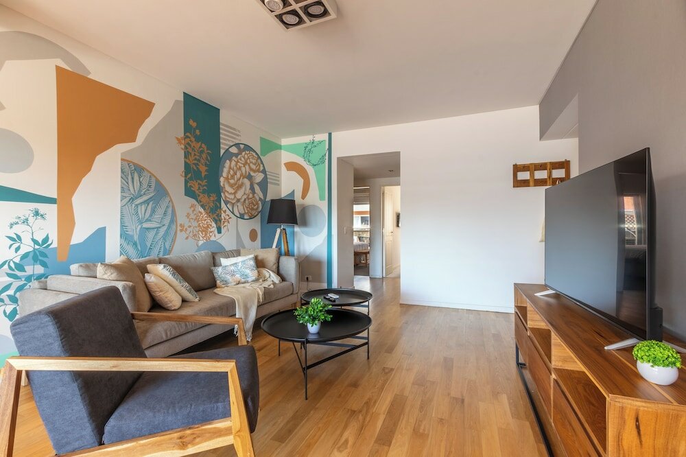 Фото 2br Family Apt Puente de la Mujer View