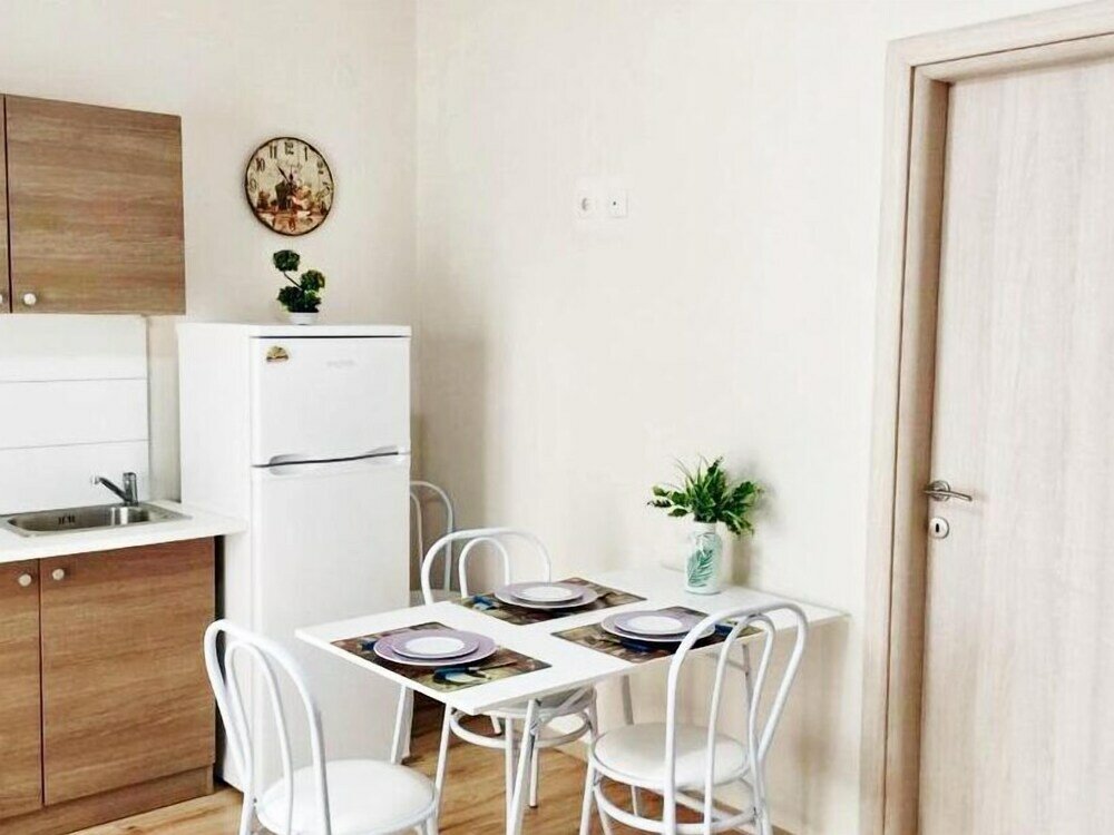 Фото Monad Apartments Dragoumi