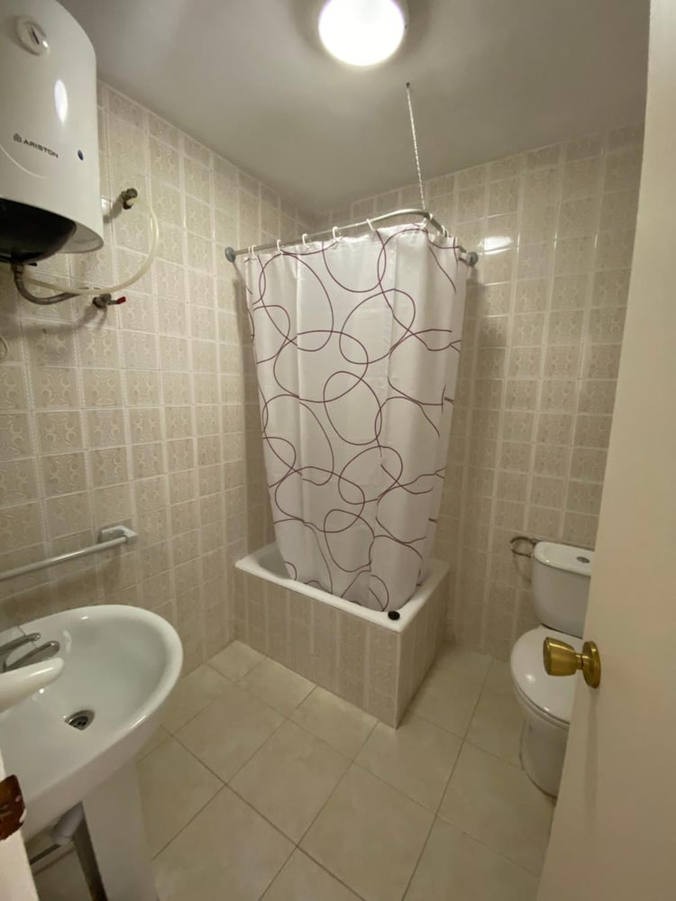 Фото Pensión El Parque