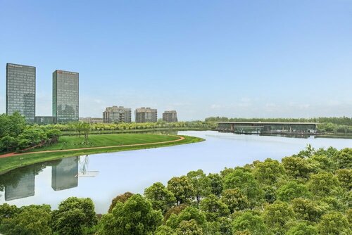 Внешний вид отеля Holiday Inn Nanjing Qinhuai South Suites, an Ihg Hotel в Нанкине, фото 4