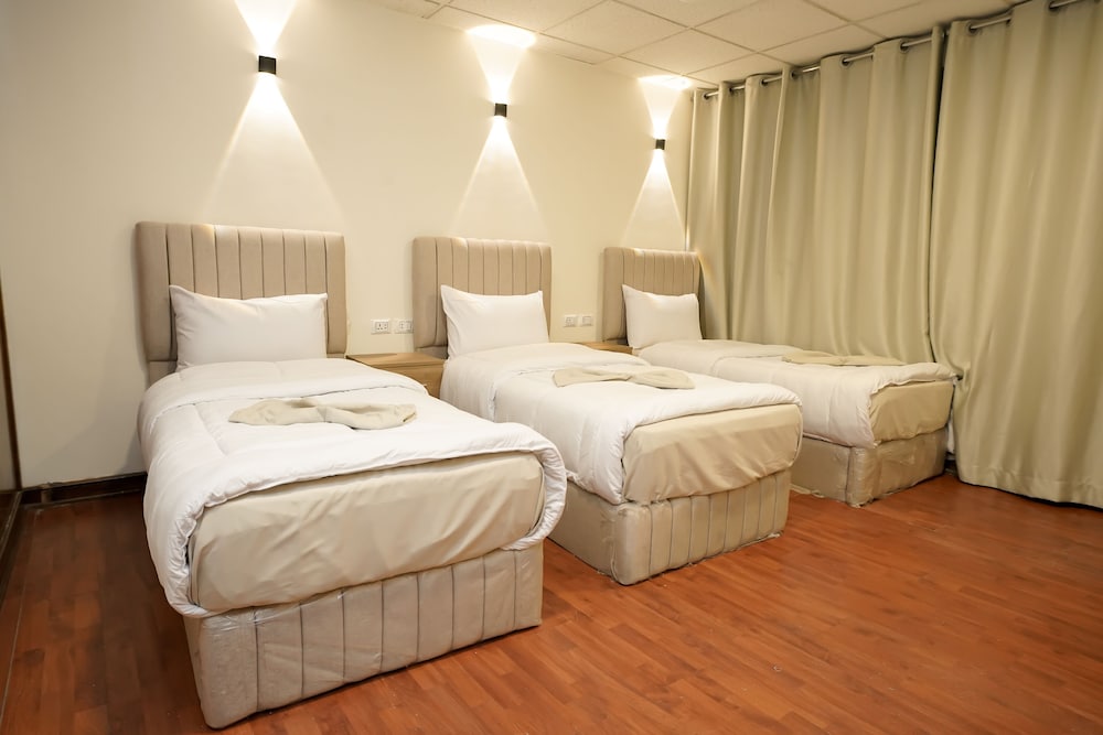 Фото Egy Days Hotel