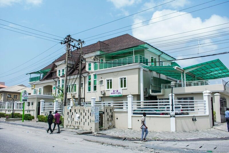 Гостиница Kemas Suites