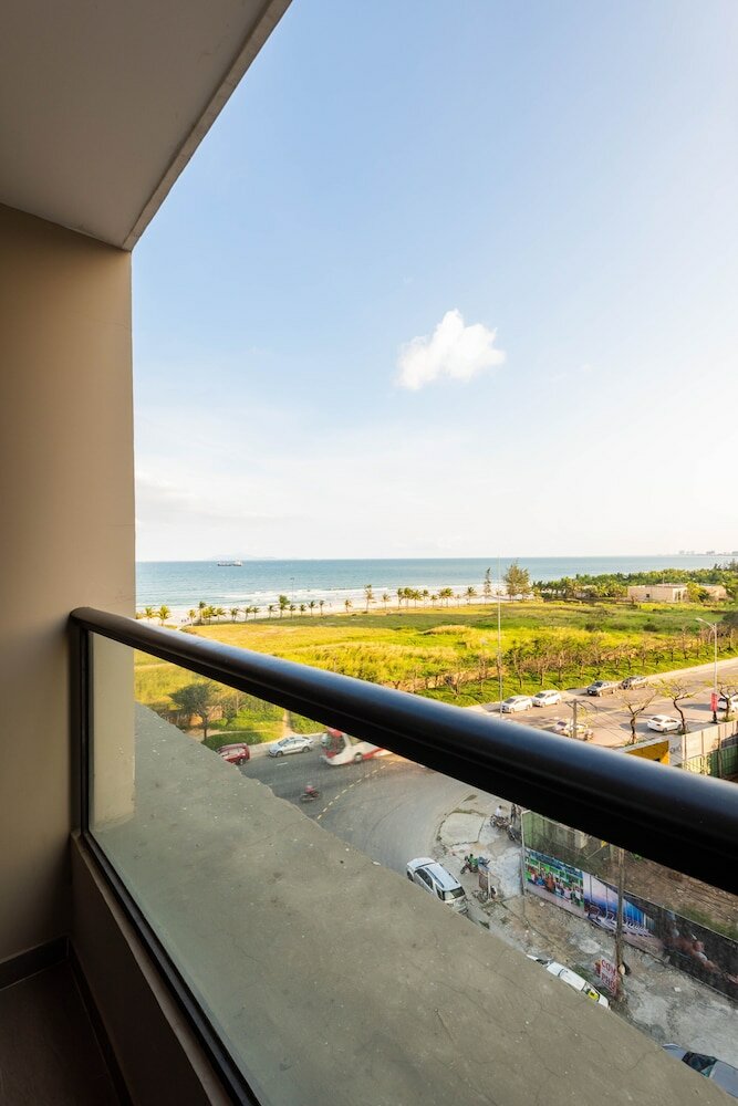 Фото Neo Classic Condo