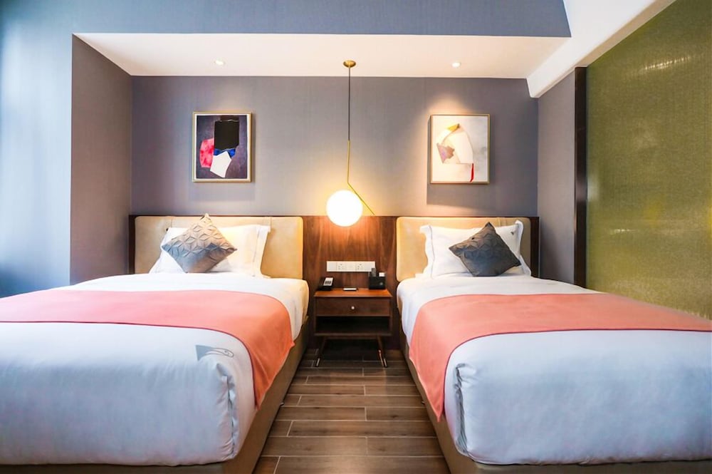 Фото Feeling Hotel