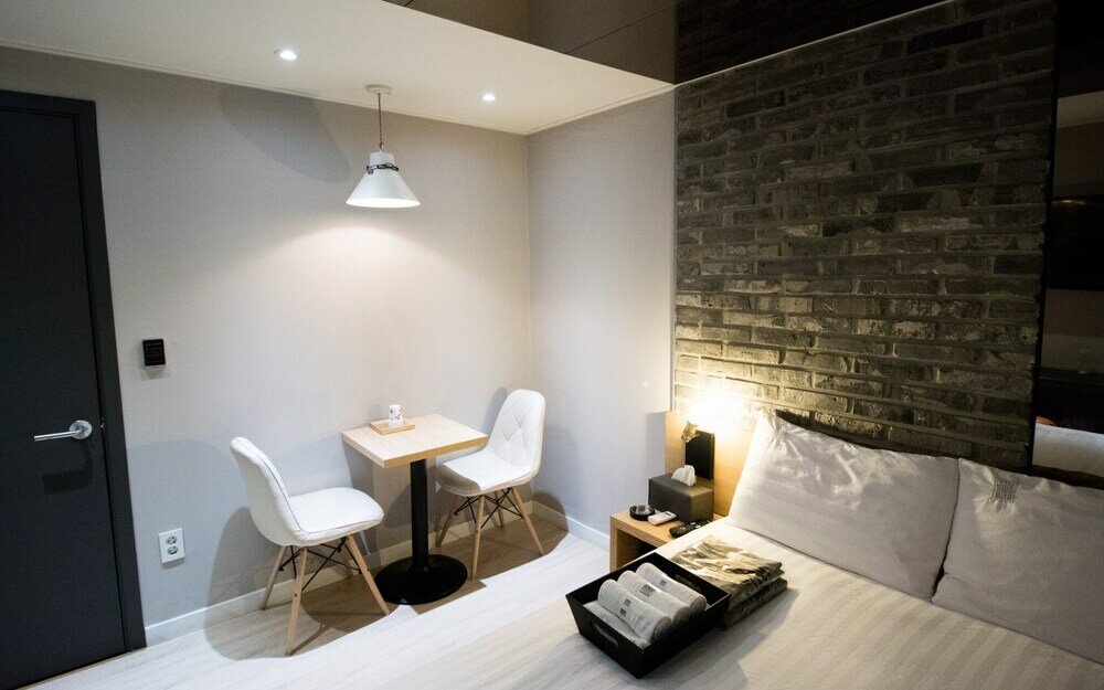 Фото Nonhyeon All In