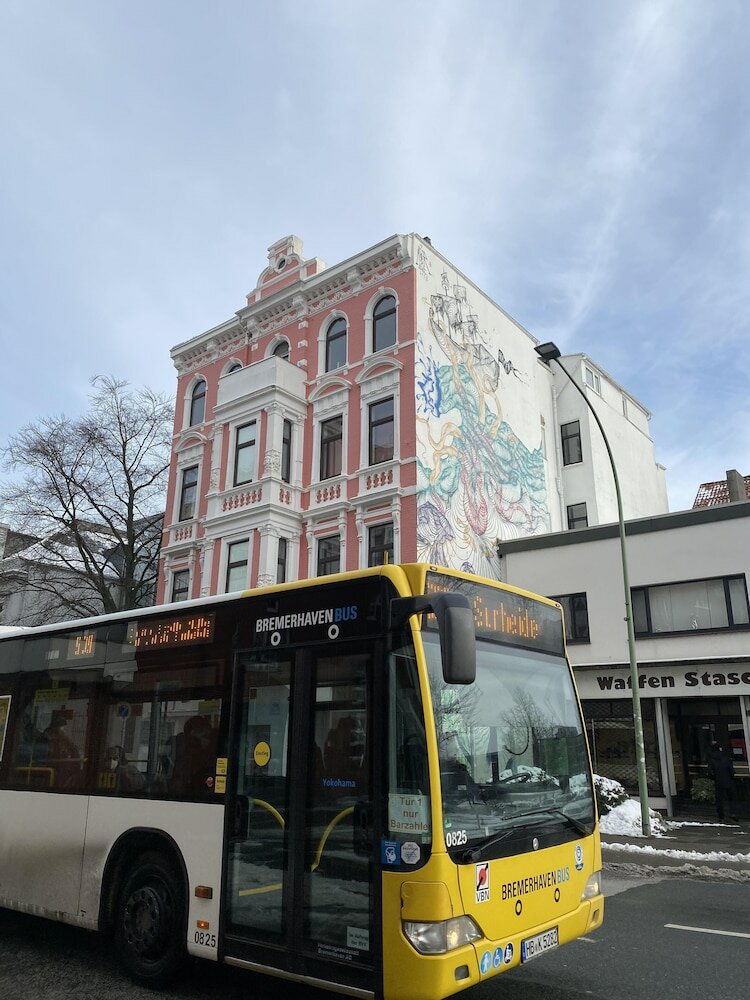 Фото отеля 2