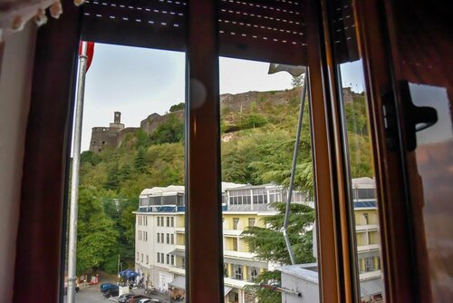 Гостиница Hotel Sofra в Гирокастре