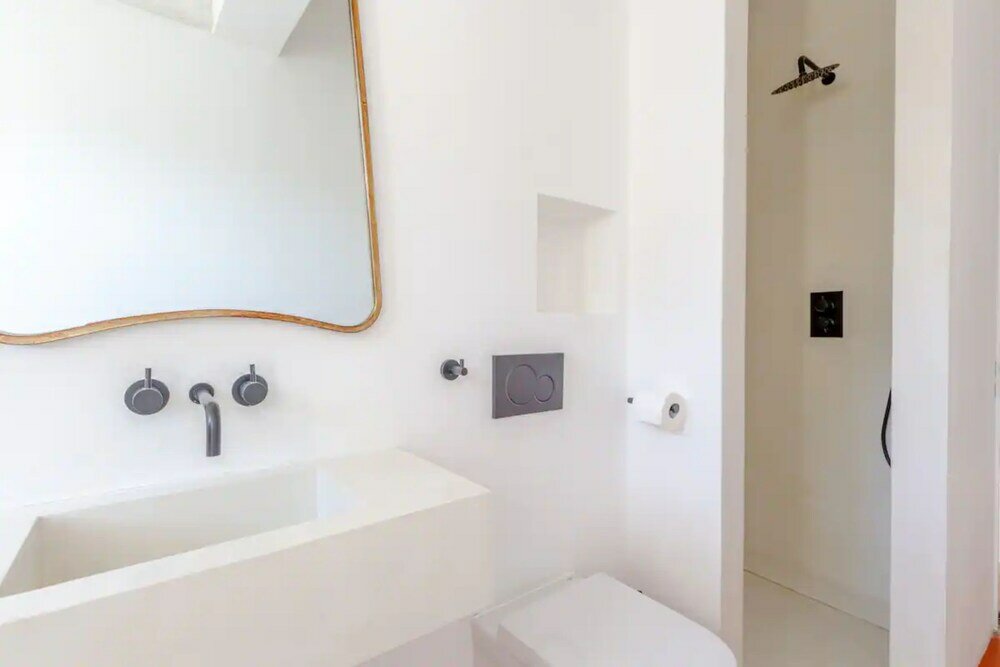 Фото Luxury 2 Bedroom Garden Flat - Hackney