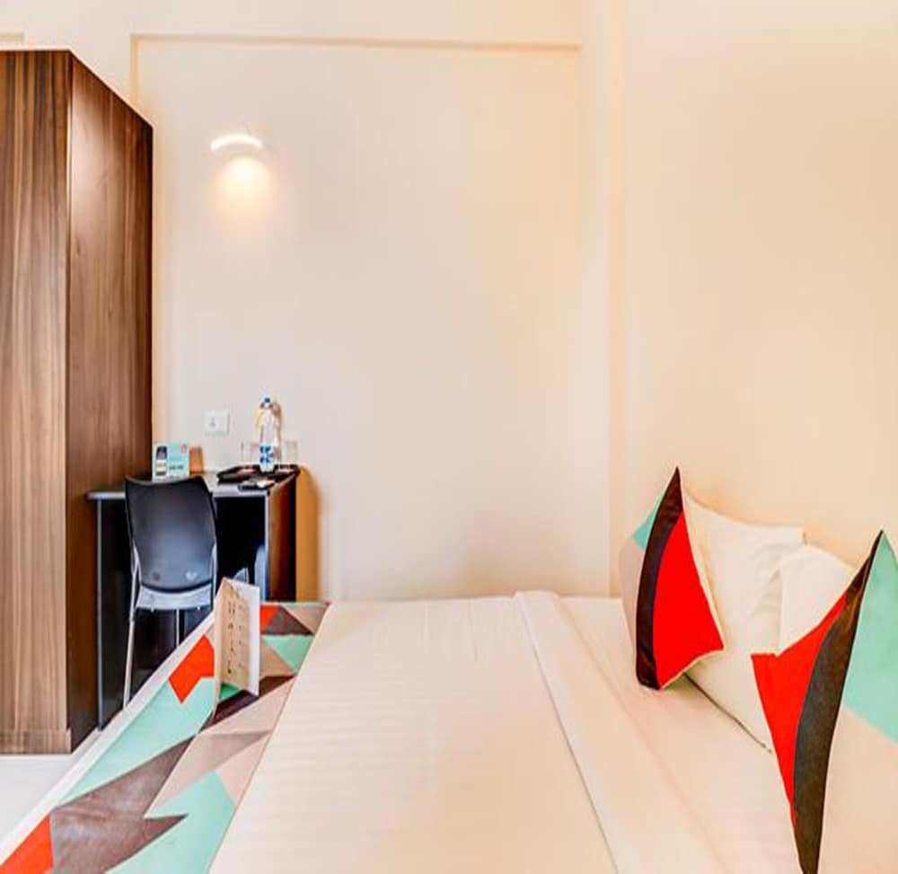 Фото Fabhotel Bsr Inn