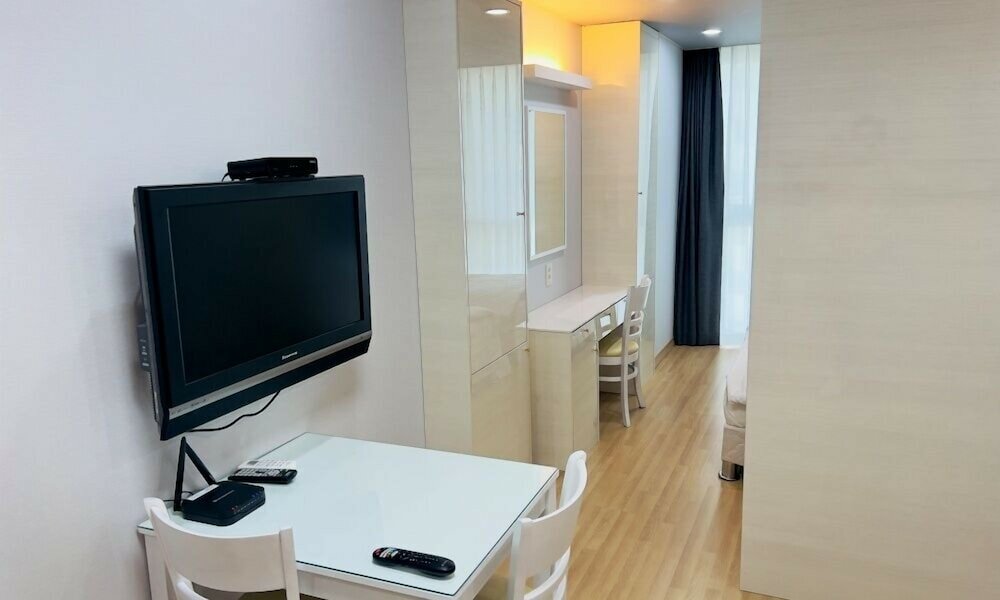 Фото Centum Victoria Hotel