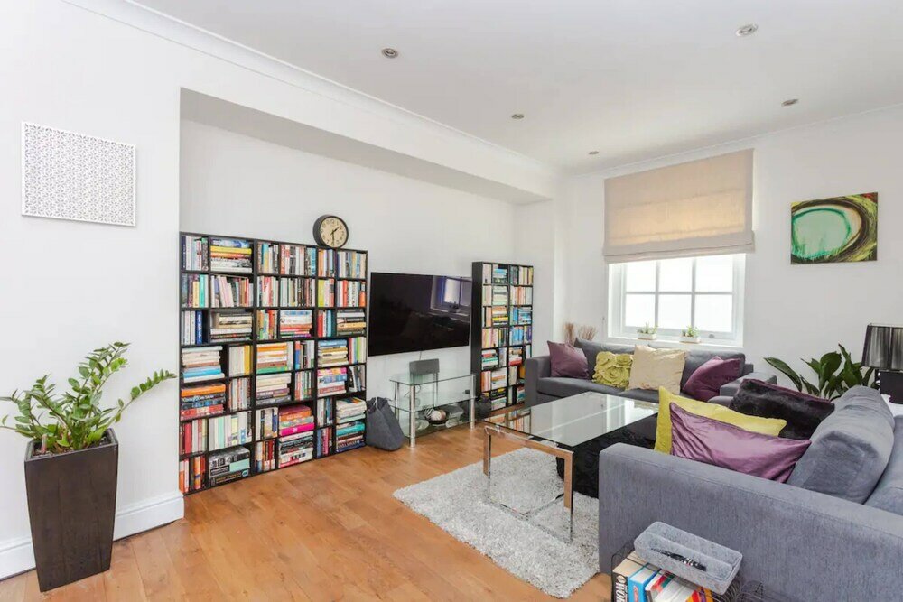 Фото Stylish 3 Bedroom Home With Garden Near Kings Cross