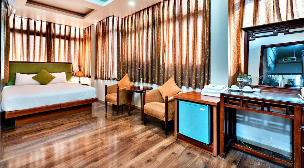 Фото Hanz LakeView Hotel Hanoi