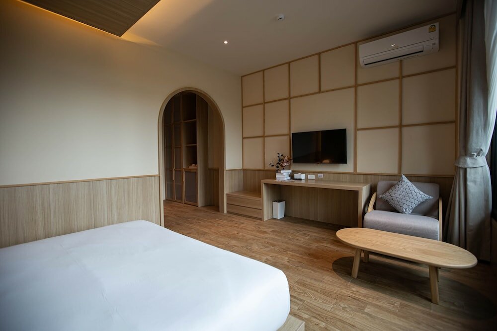 Фото The Arch Phuket Hotel