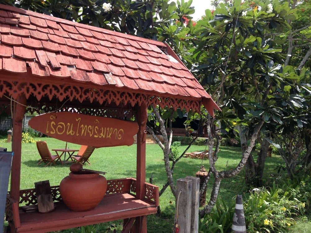 Фото Ruen Thai Rim Haad Resort