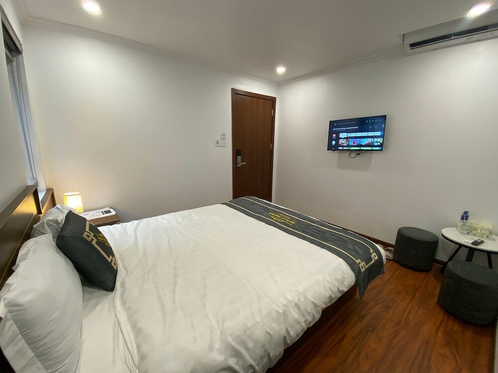 Фото Apricot Garden Hotel