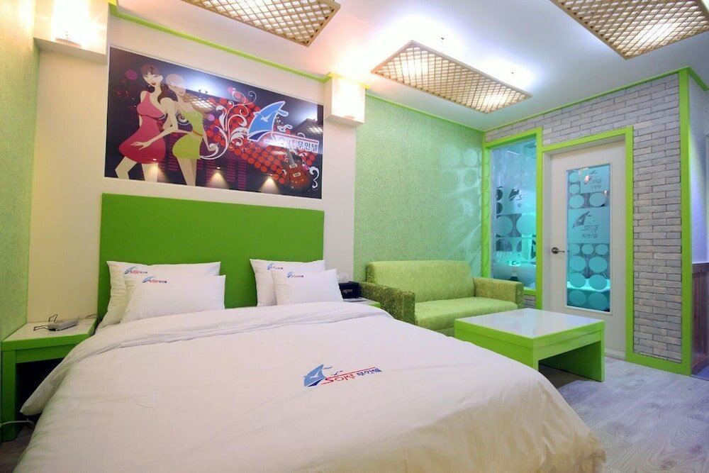 Фото Buan Gyeokpo Some Hotel