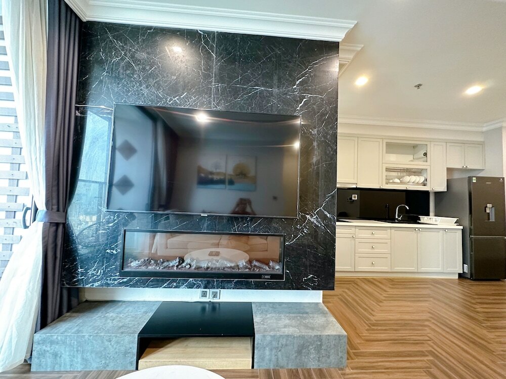 Фото Luxury Apartments Vinhomes Metropolis