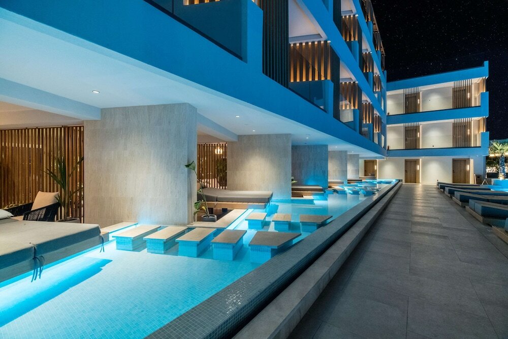 Фото Akasha Beach Hotel & SPA