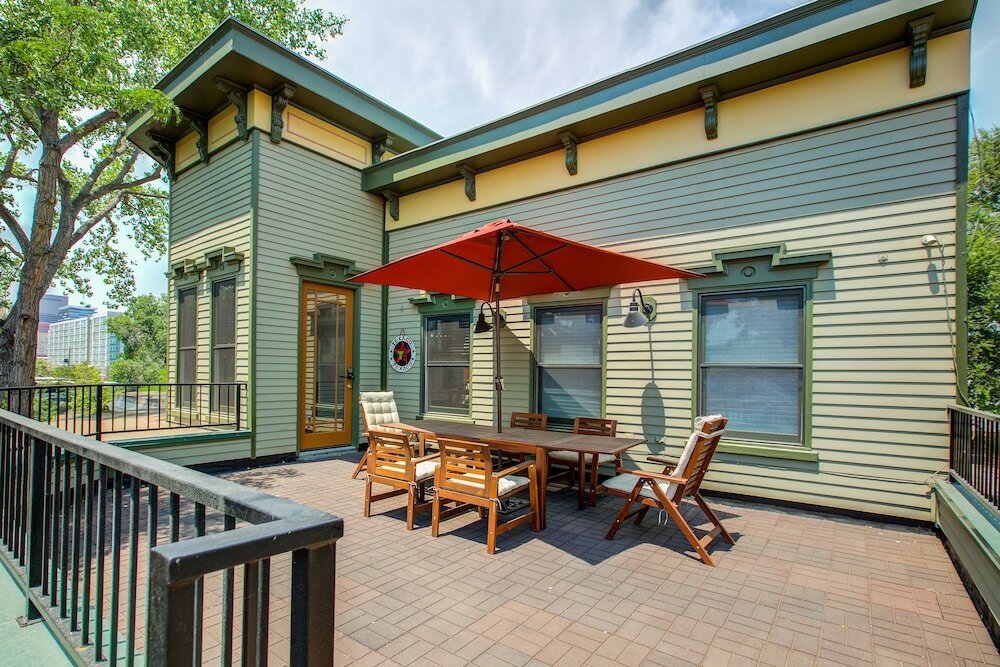 Фото The Curtis Park Club