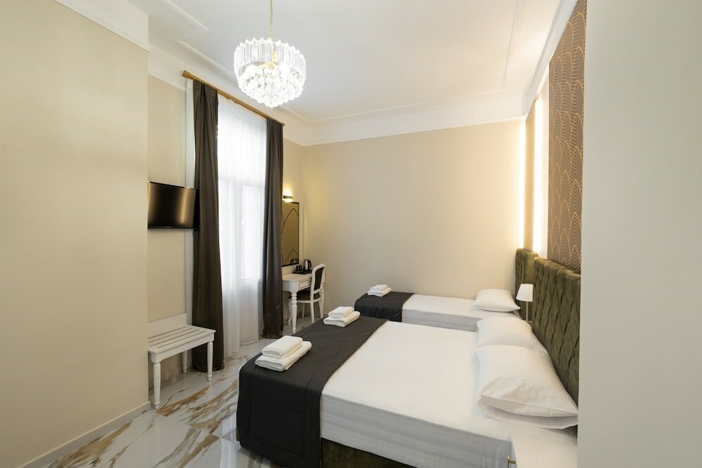 Фото Modern Luxury Hotel