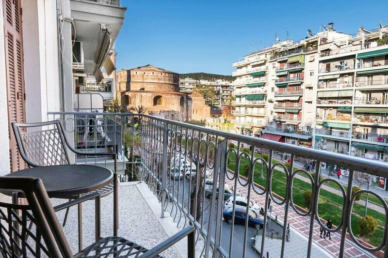 Гостиница Amazing aparment in the historical center of Thessaloniki в Салониках
