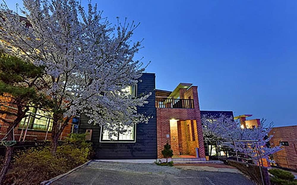 Фото Yesan Jeongdaun Pension