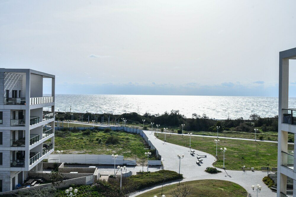 Фото High Class 6br Achziv apartment