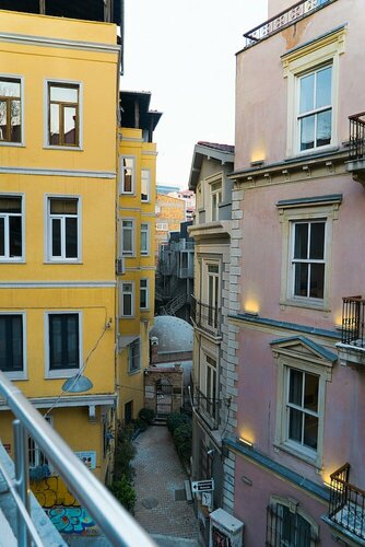Гостиница The Havana Residence в Бейоглу