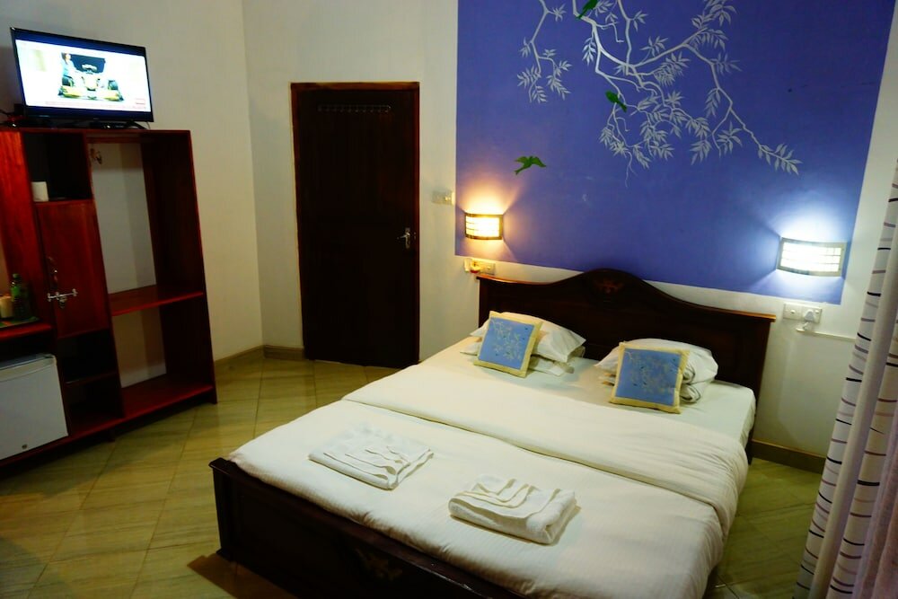 Фото Hotel Sun Breeze