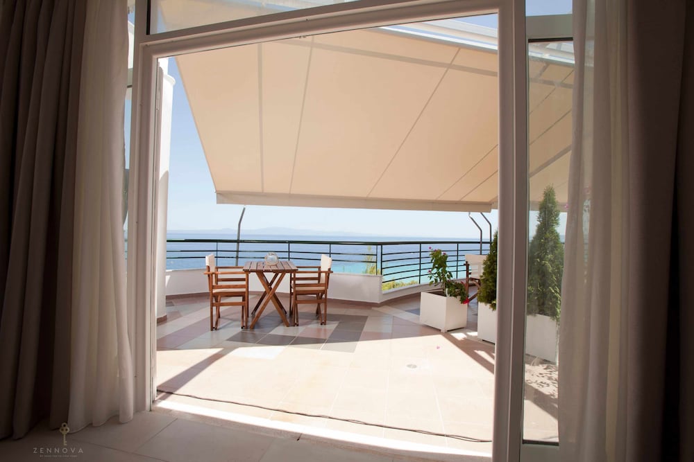 Фото Zennova 34 Kallithea Blue Paradise