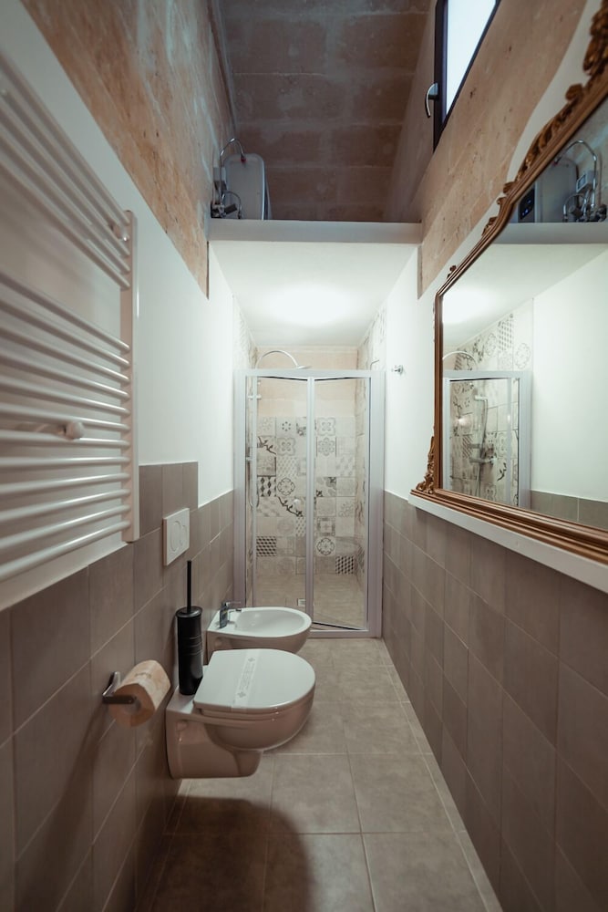 Фото Villino Tortorelli con parcheggio