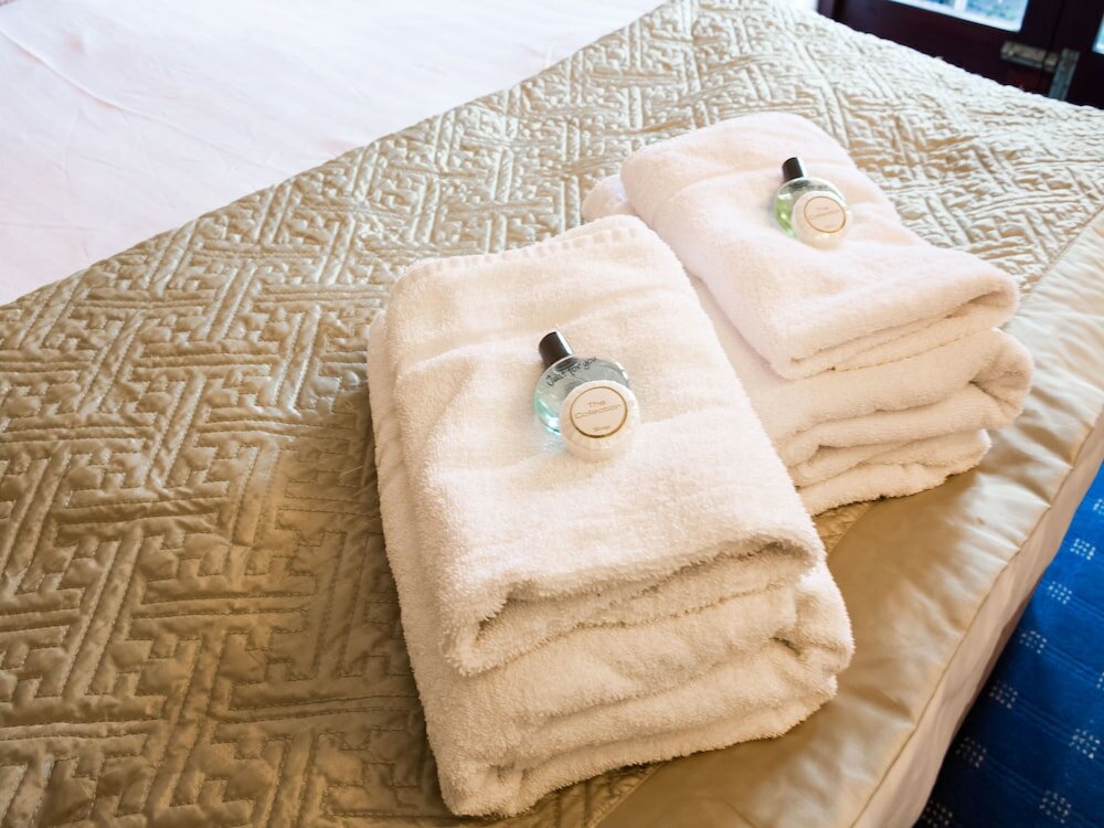 Фото Oyo Ye Olde Bowling Green Inn