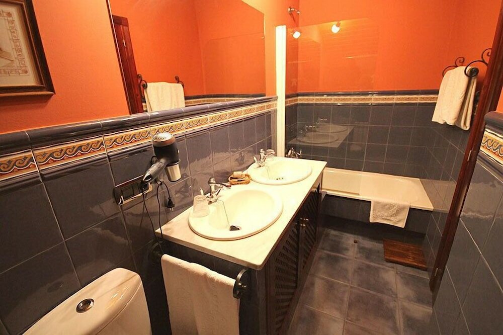 Фото Hotel Casa Suarna