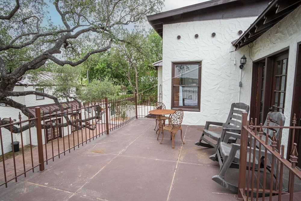 Фото Splash Into Vacation 6br Home w Pool & Waterslide