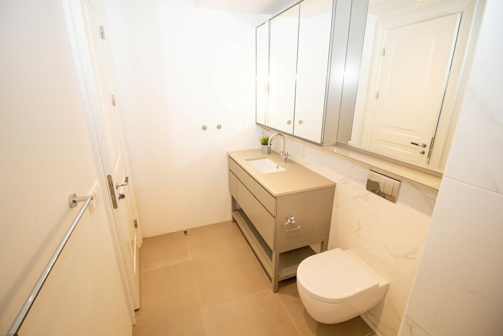 Фото City Point Reykjavik Center