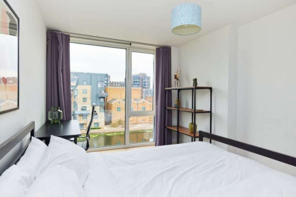 Фото The Graham Park Hideout - Breathtaking 2bdr Flat With Balcony