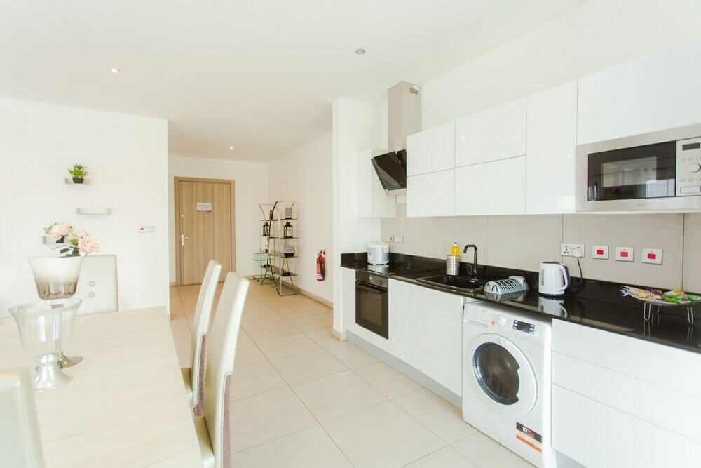 Фото Accra Luxury Apartments at Pine Court