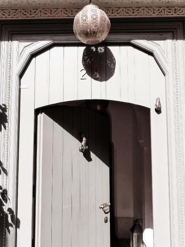 Фото Riad Louhou