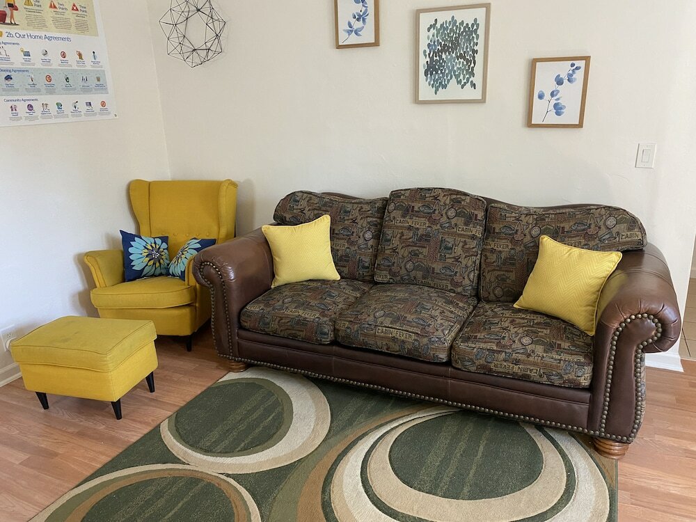 Фото Whole Family - Barrette - Hostel