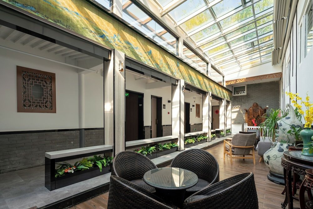 Фото East Sacred Hotel