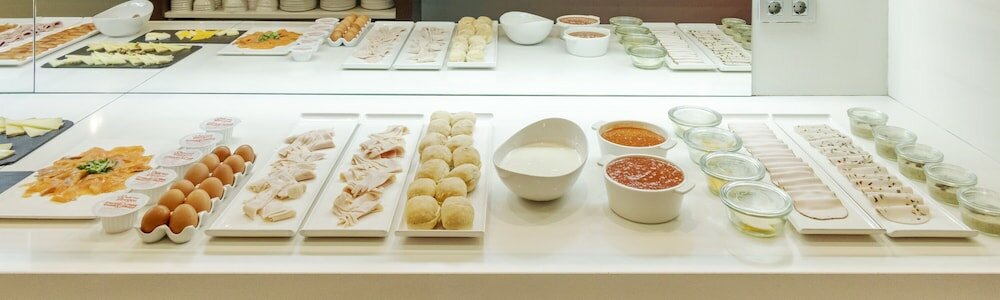 Фото Hotel Ilunion Atrium