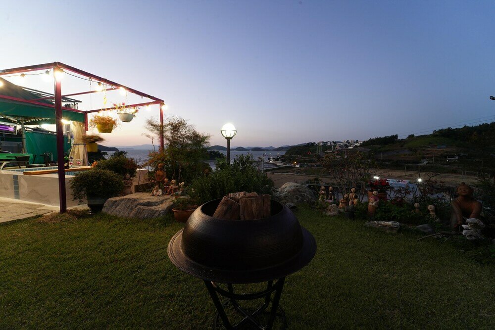 Фото Yeosu Artist Pension