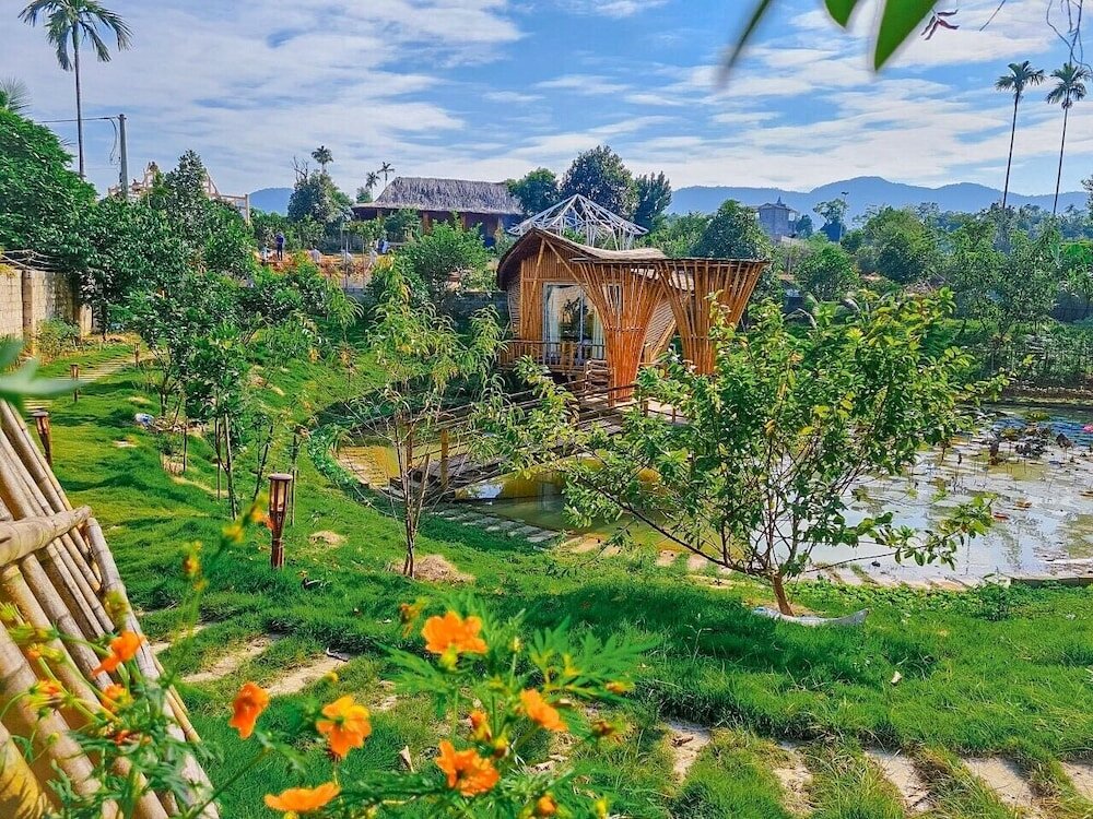 Фото Little Bee House