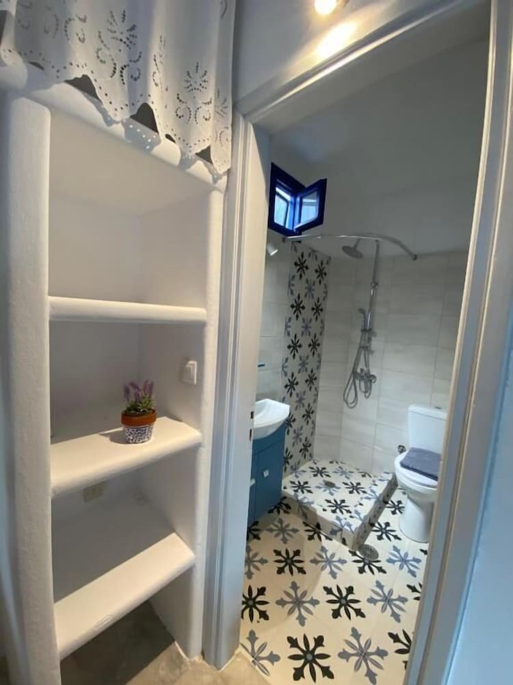 Фото Azure Blue Studios