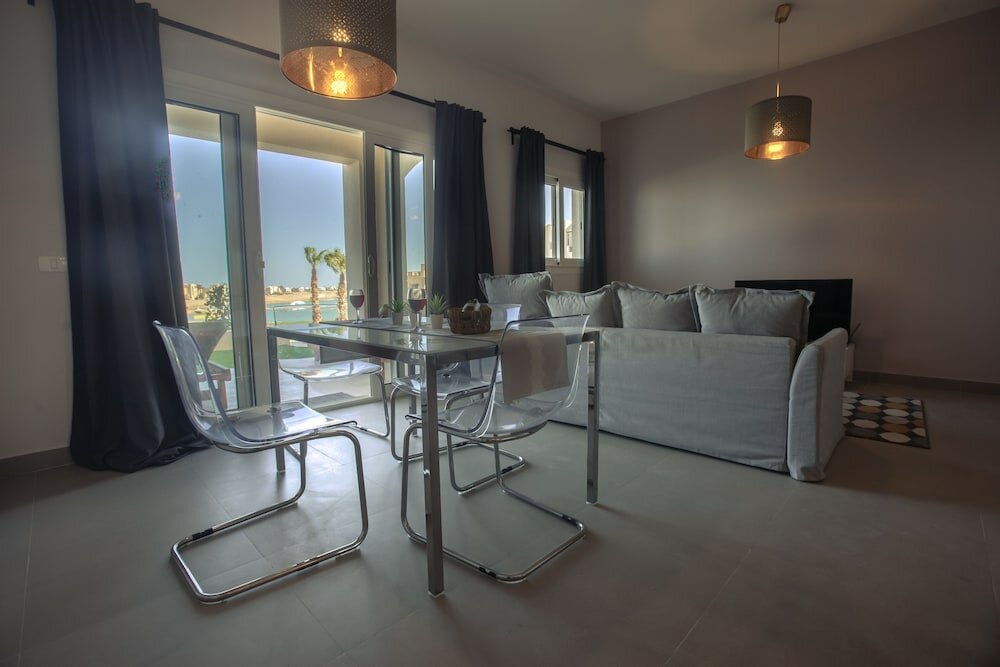 Фото Golden Apartments El Gouna