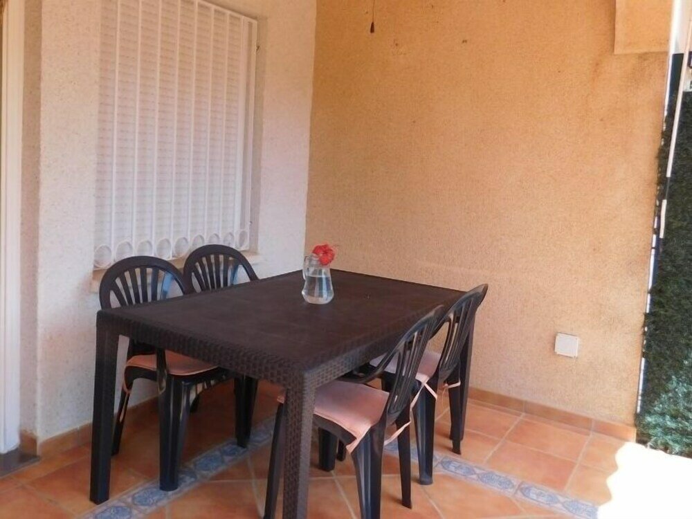 Фото Bungalow EN residencial con piscina